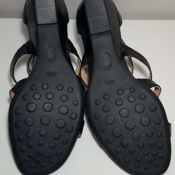 Strappy jeweled sandals - Picture 2 of 7